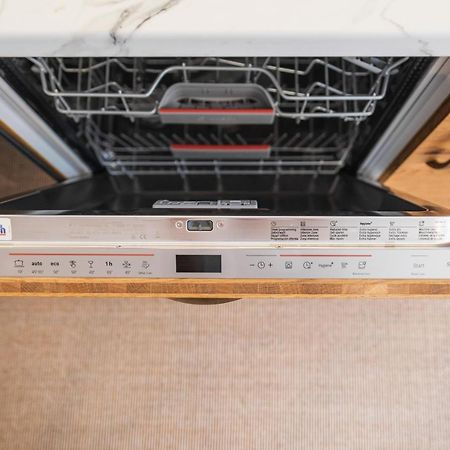 Gehobenes Ambiente In Historischer Wohnung 발팅 외부 사진