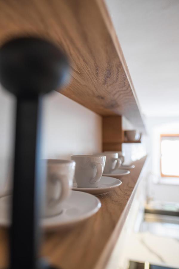 Gehobenes Ambiente In Historischer Wohnung 발팅 외부 사진