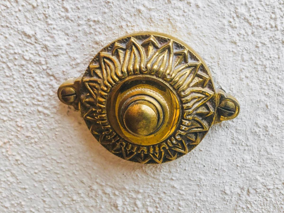 Gehobenes Ambiente In Historischer Wohnung 발팅 외부 사진